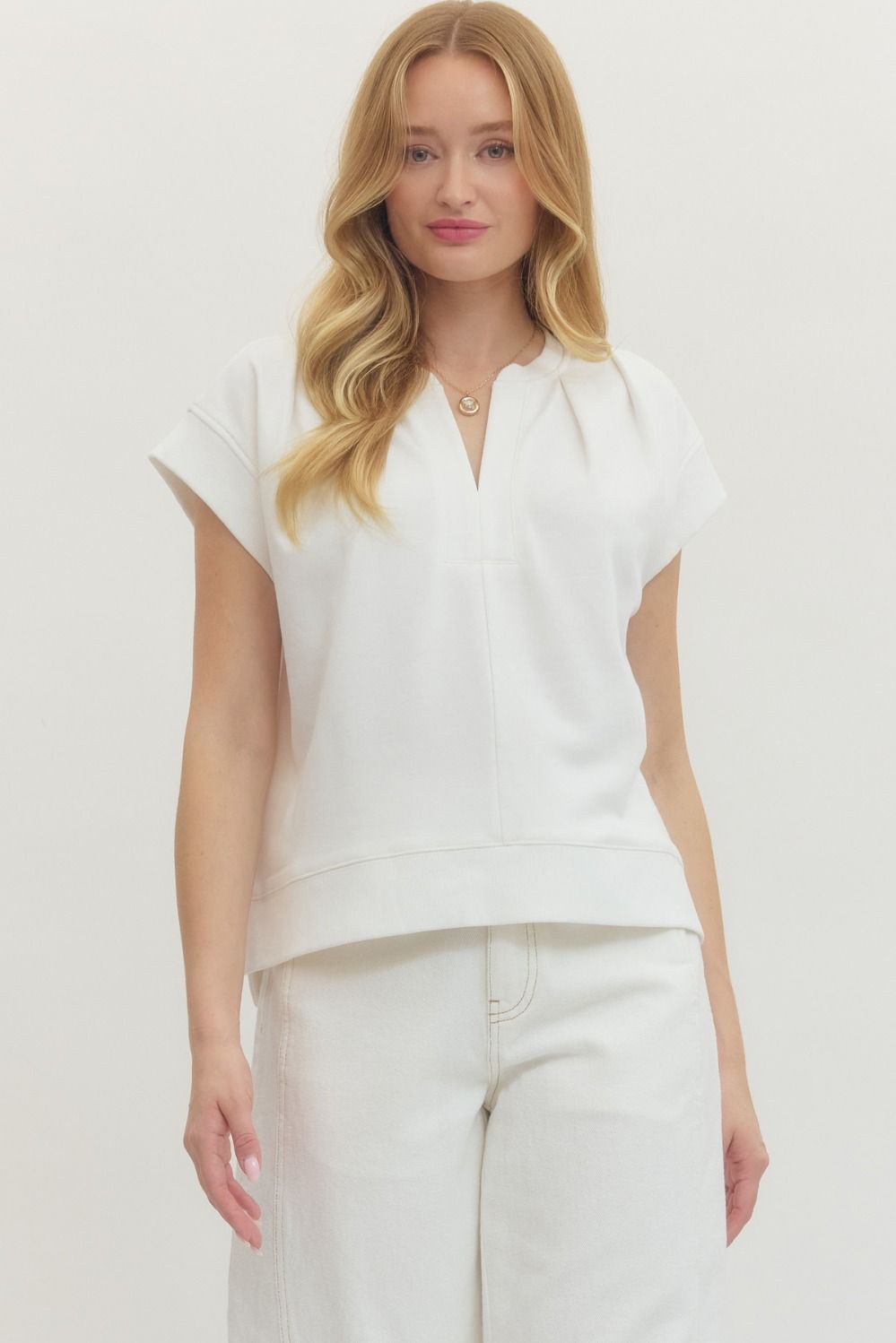Entro Short Sleeve Top With V Neckline And Pleated Detail In Off White