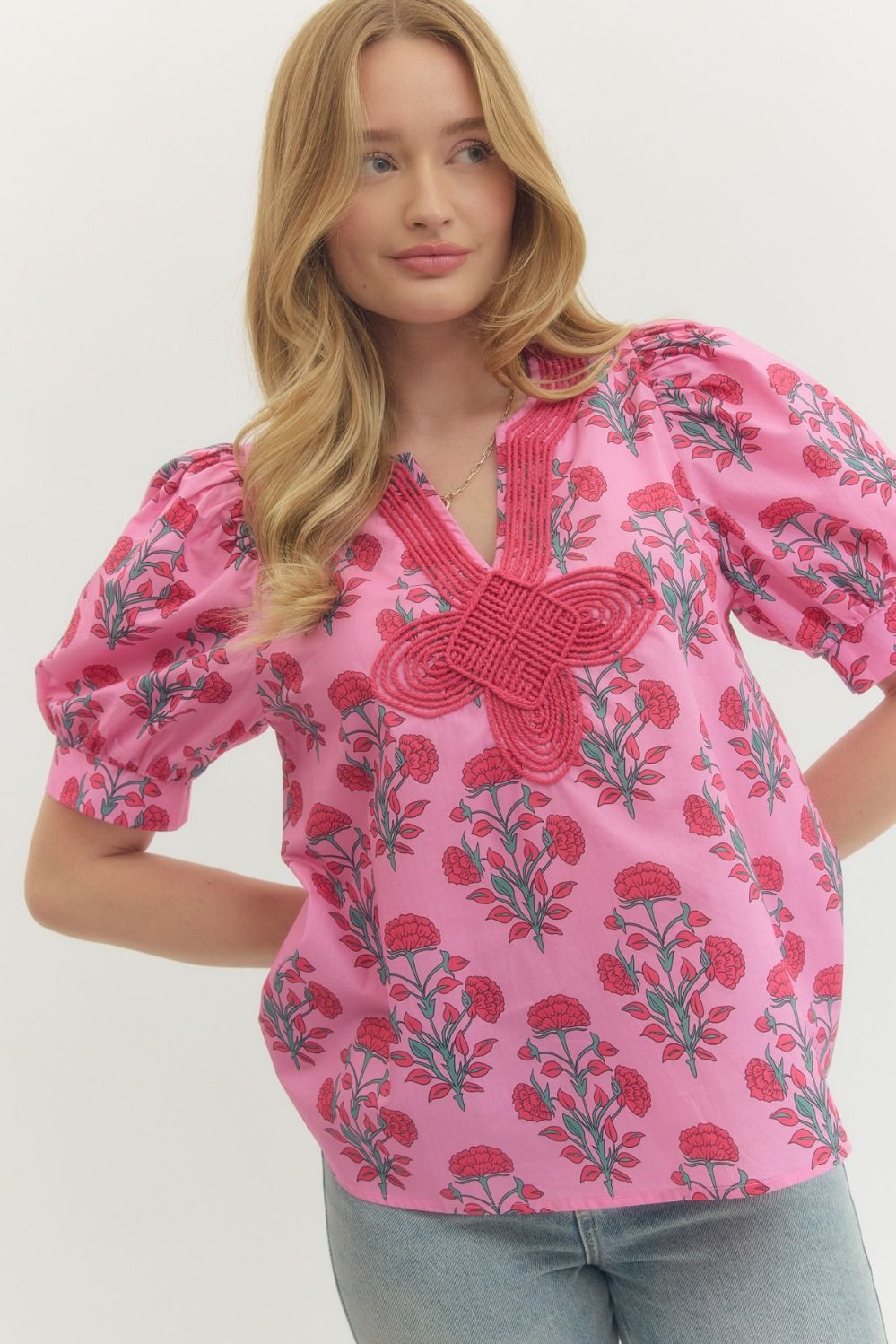 ENTRO Floral Print V Neck Top With Knotted Applique In Pink
