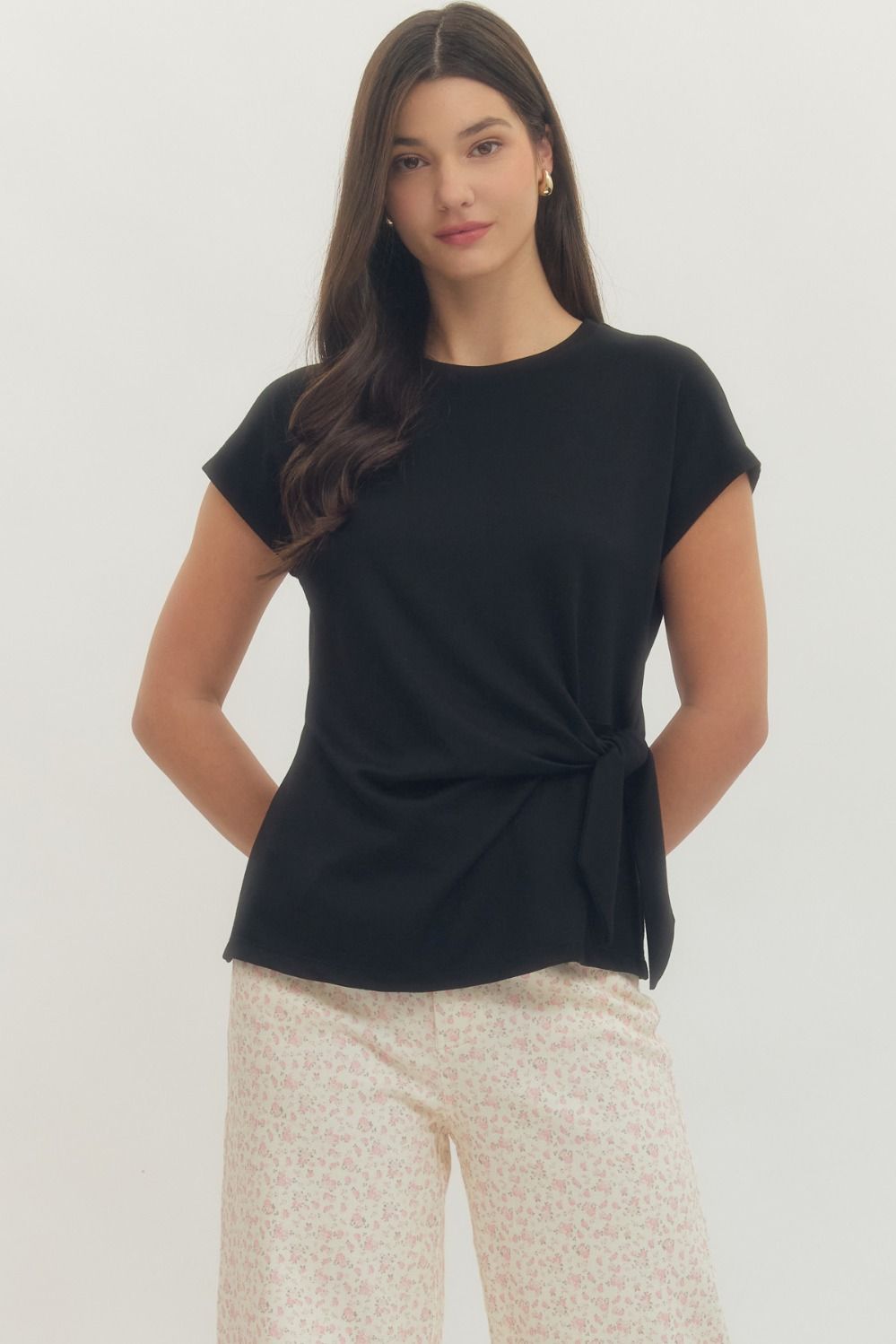 ENTRO Solid Short Sleeve Top With Side Tie In Black