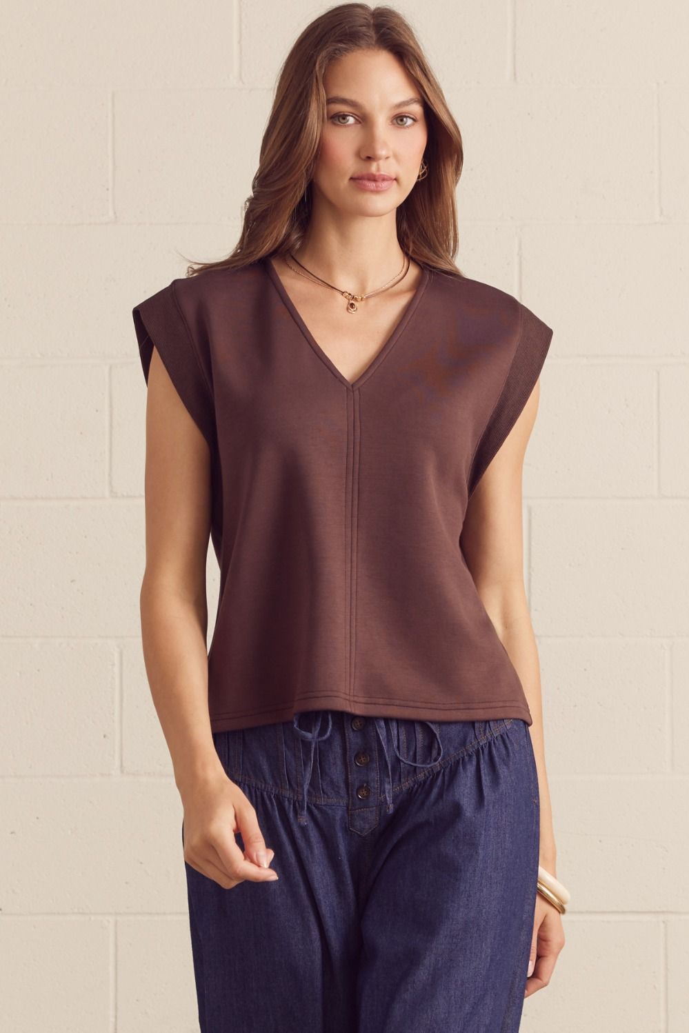 ENTRO Solid Luxe Knit Cap Sleeve Top With Center Seam Detail In Brown *COMING SOON*