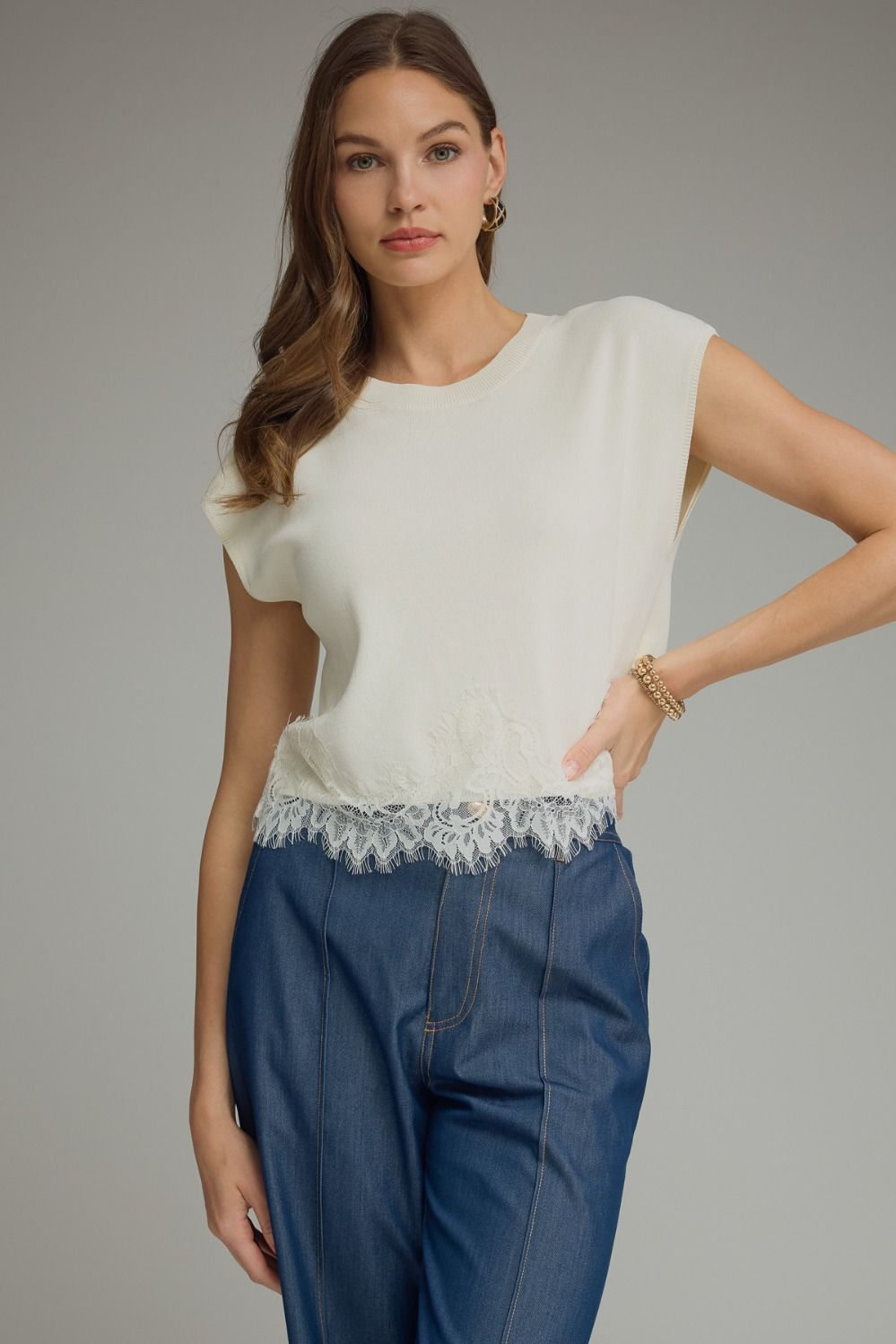 ENTRO Solid Cap Sleeve Top With Lace Trim In Cream *COMING SOON*
