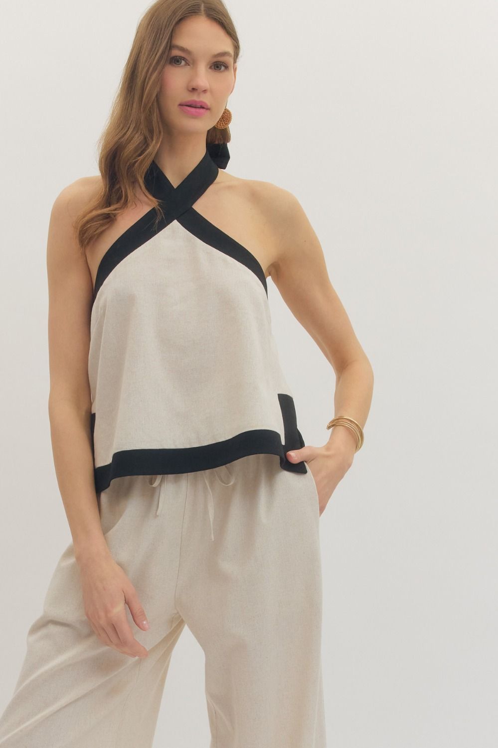 ENTRO Halter Sleeveless Top With Contract Trim In Linen