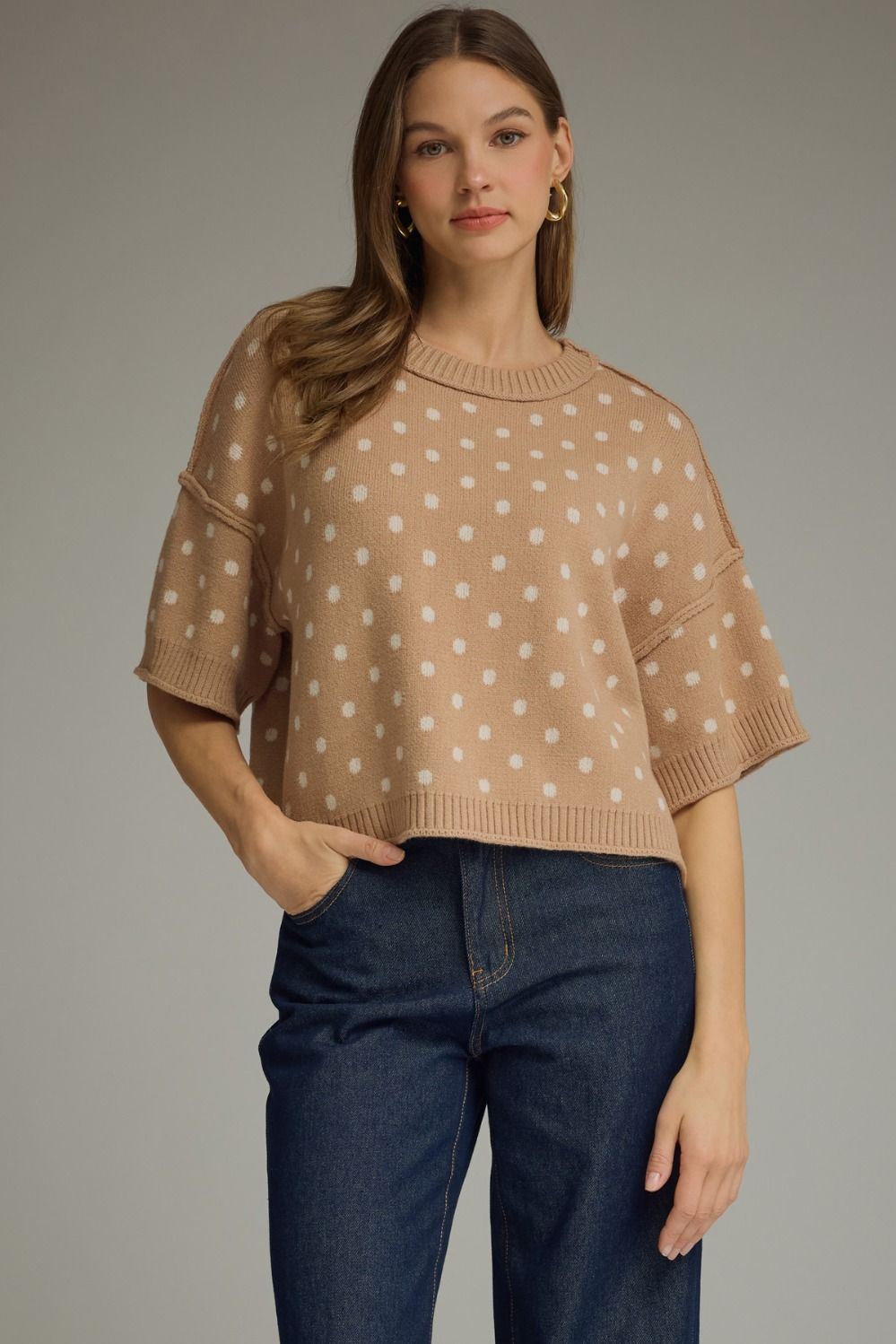 ENTRO Round Neck Short Sleeve Polka Dot Sweater In Camel