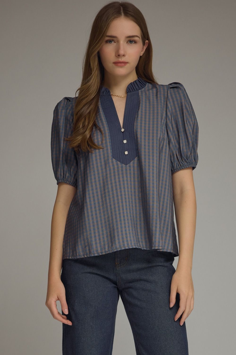 ENTRO Gingham Short Puff Sleeve Top In Navy