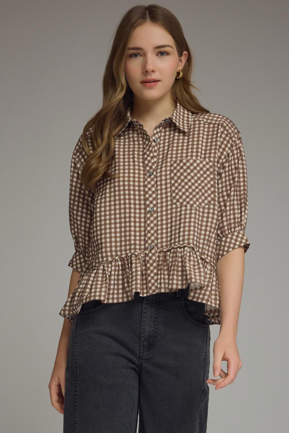 ENTRO Gingham Ruffle Hem Top In Brown