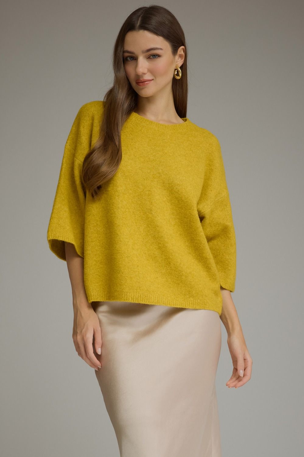 ENTRO Solid 3/4 Sleeve Sweater Top In Dijon