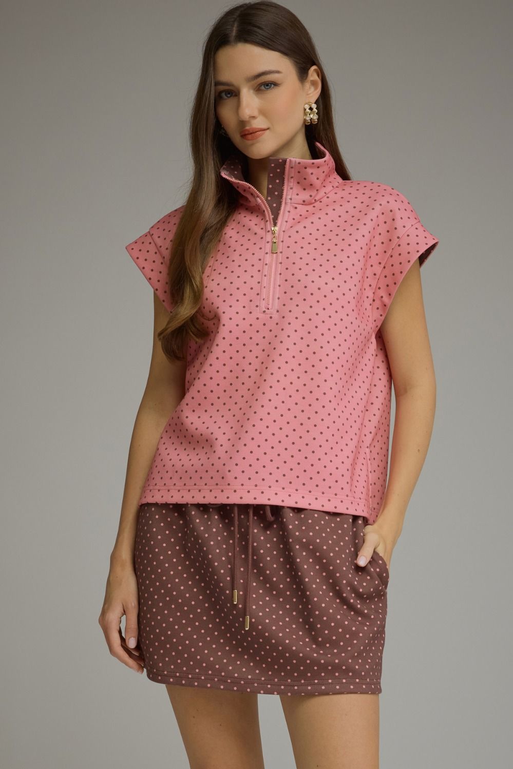 ENTRO Flutter Sleeve Top In Pink