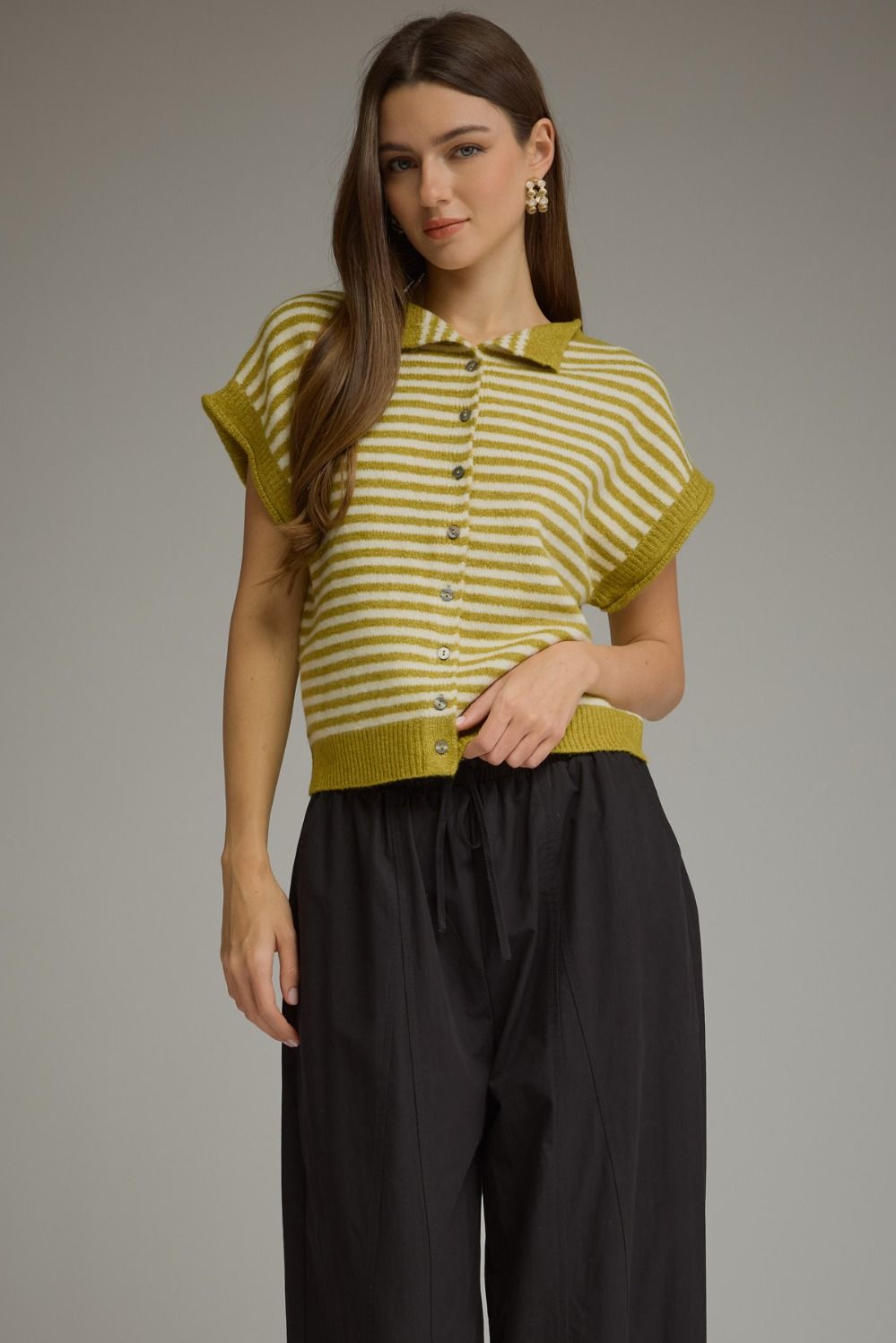ENTRO Cap Sleeve Button Up Top In Martini Olive
