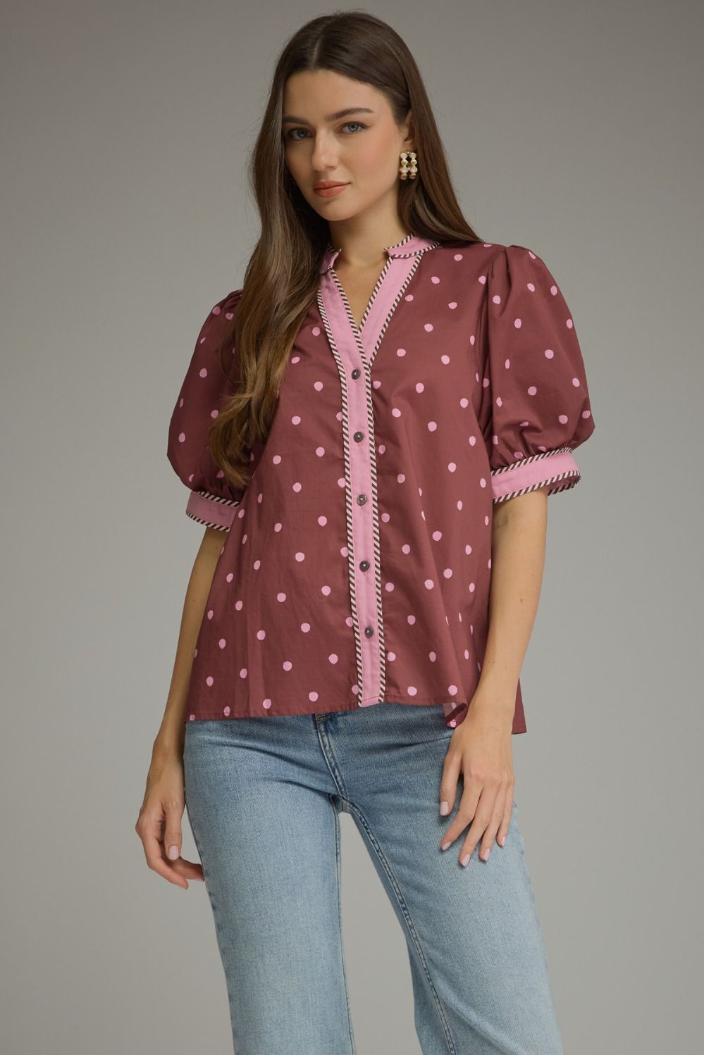 ENTRO Short Sleeve Top With Contrast Trim In Burgundy