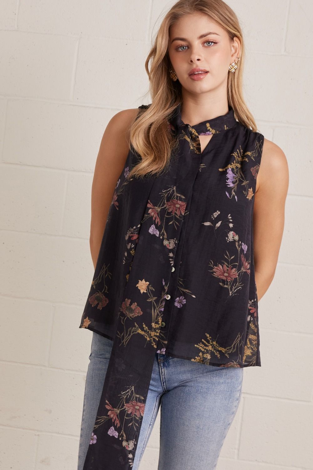 ENTRO Floral Sleeveless Top With Self Tie Neck Detail In Black *COMING SOON*