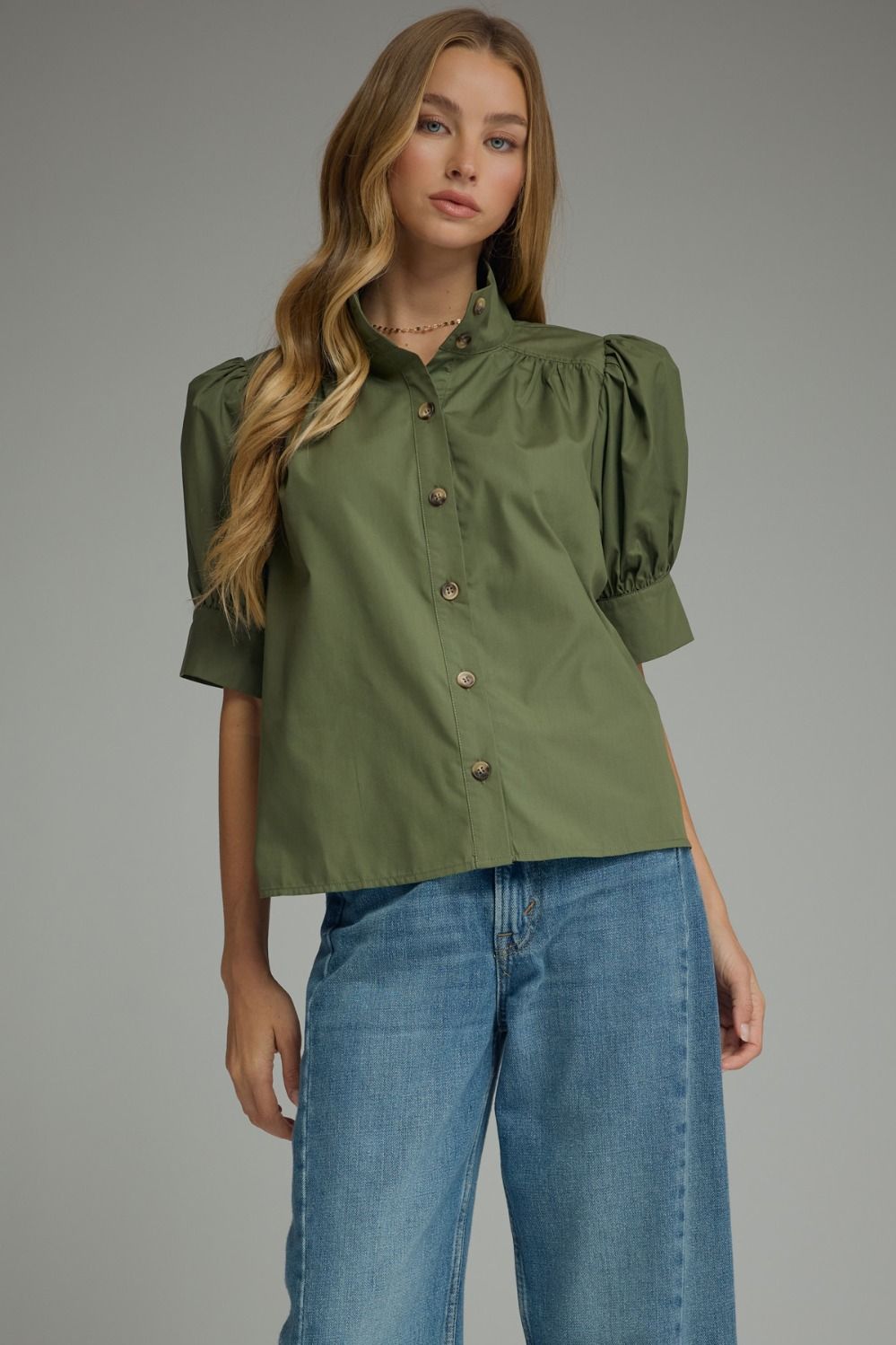 ENTRO Short Puff Sleeve Button Up Top In Olive