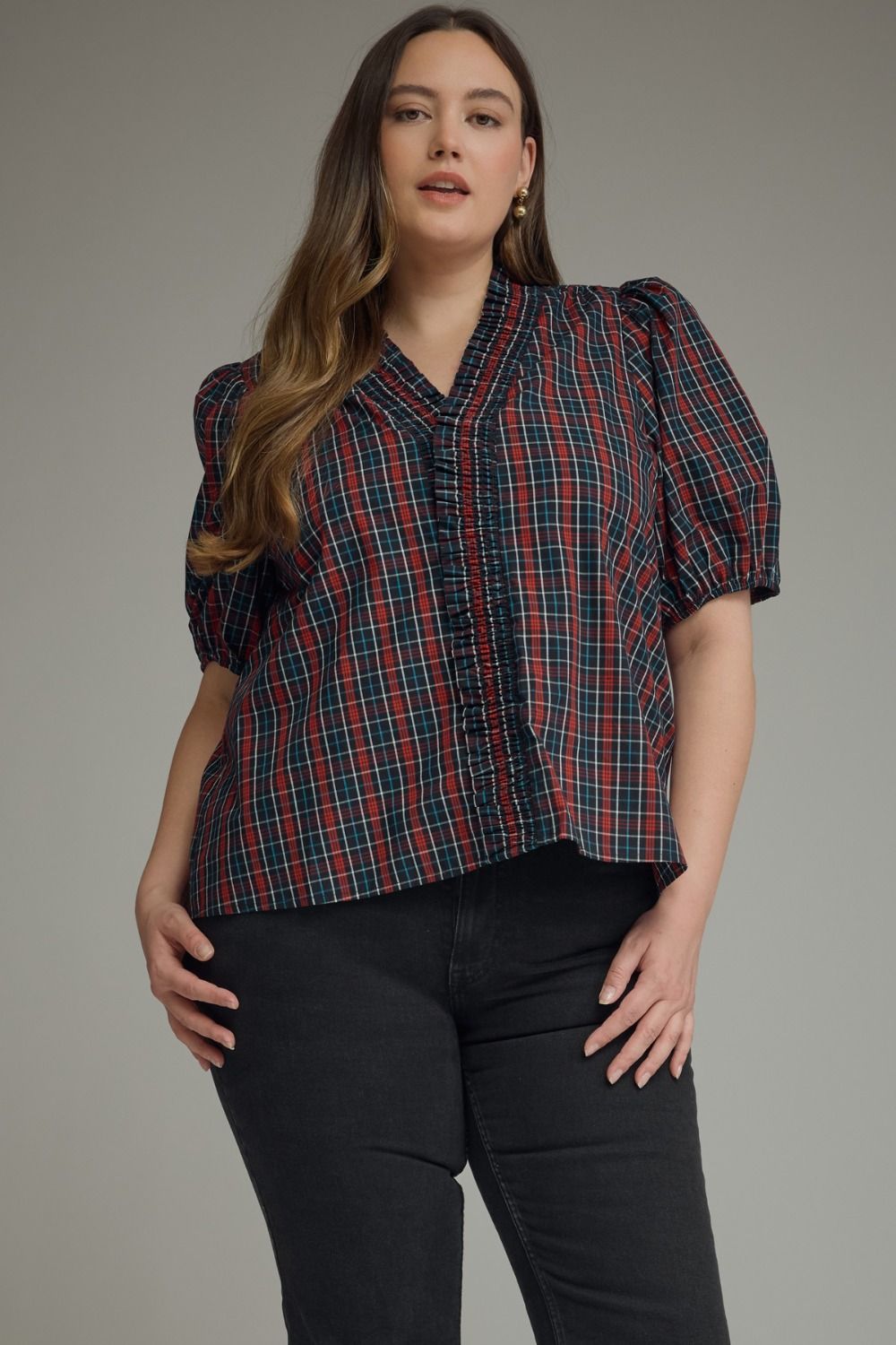 ENTRO Plaid Puff Sleeve Top With Ruched V Neck In Navy PLUS Sizes