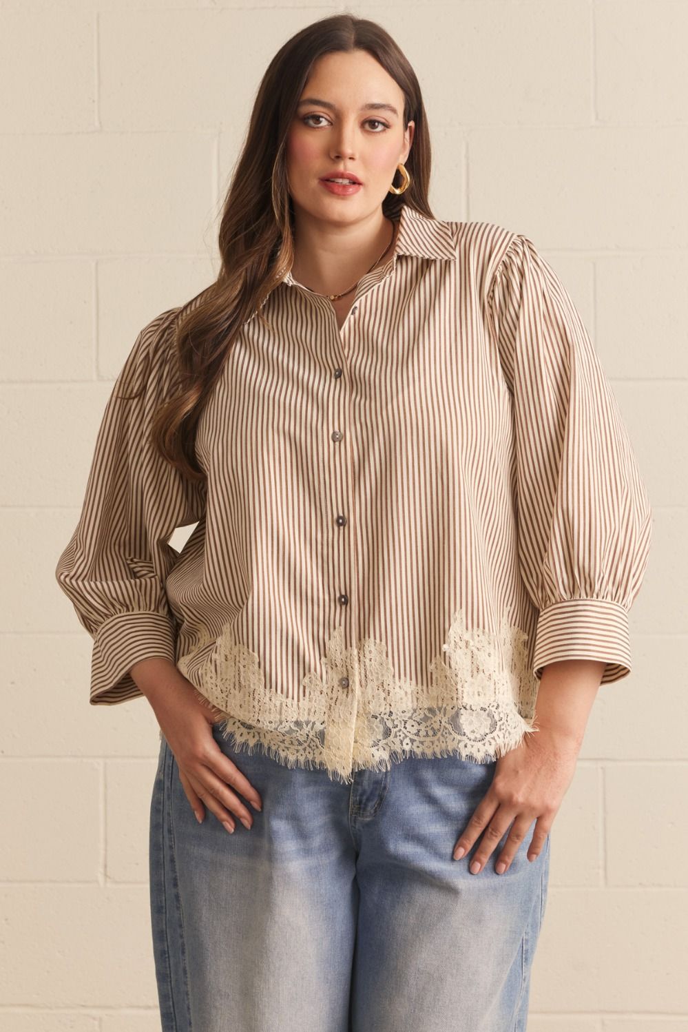 ENTRO Striped 3/4 Sleeve With Lace Hem In Brown PLUS Sizes *COMING SOON*