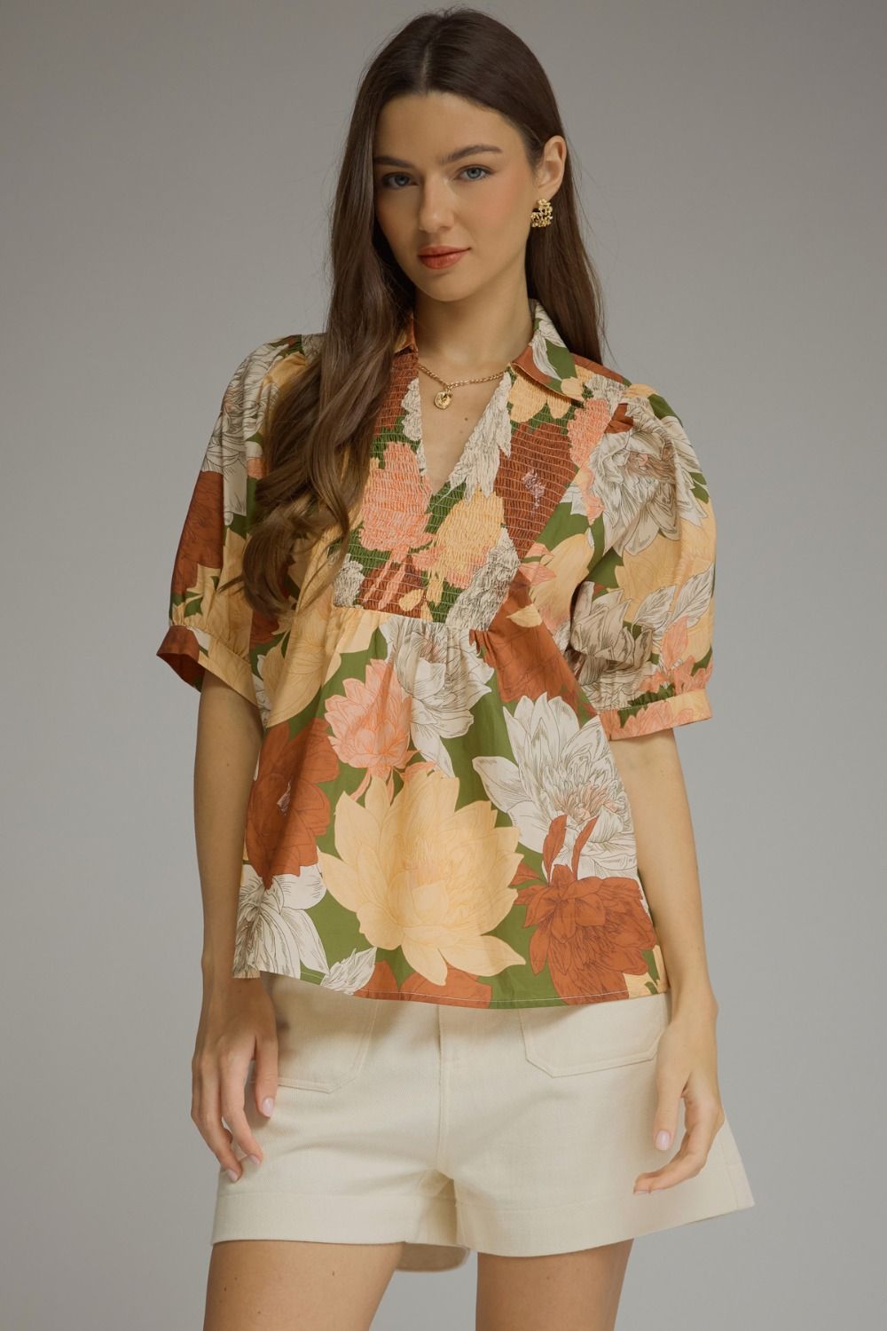 ENTRO Floral Puff Sleeve Top With V Neck In Olive