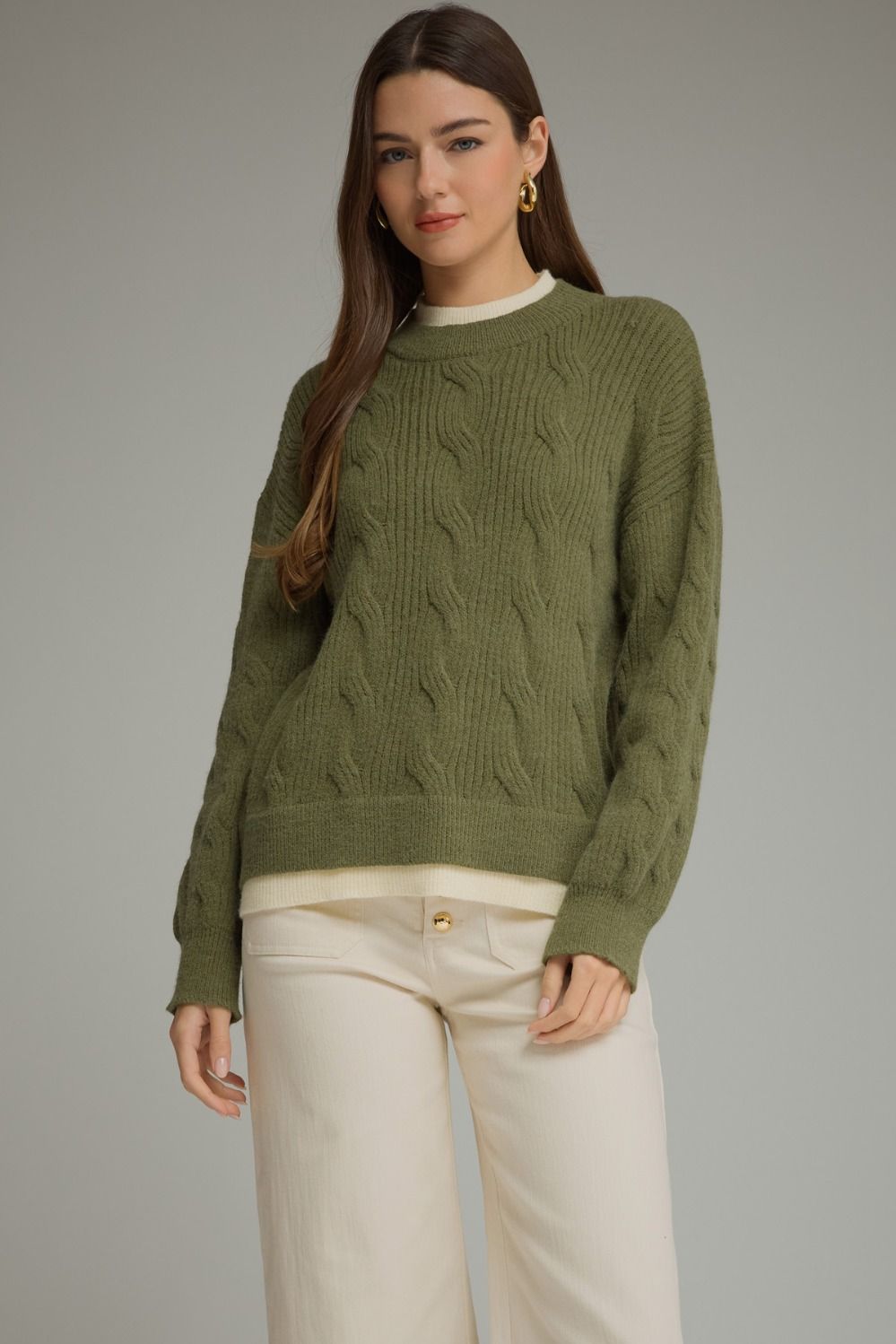 ENTRO Solid Layered Cable Knit Sweater In Olive
