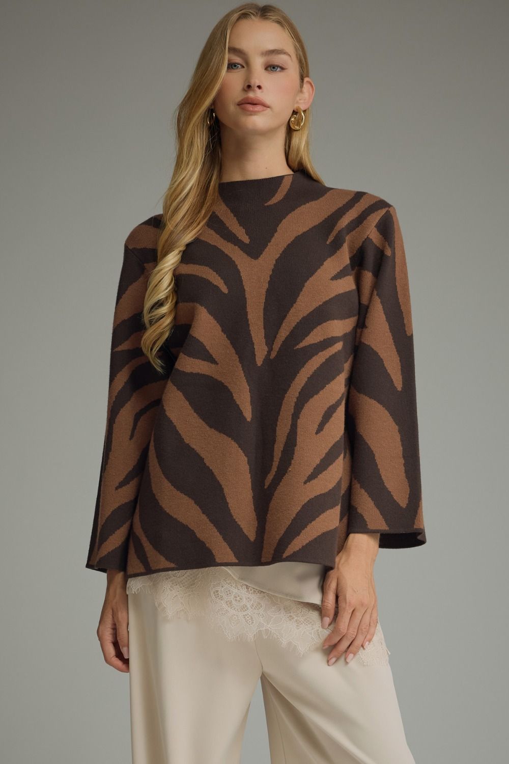 ENTRO Abstract Animal Print Sweater In Brown
