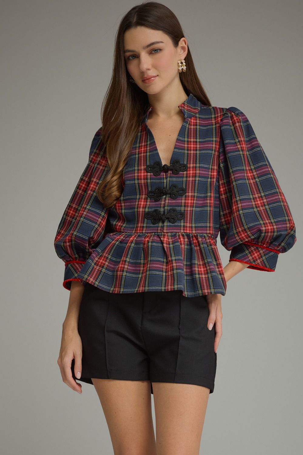 ENTRO Plaid Peplum Hem Top In Navy