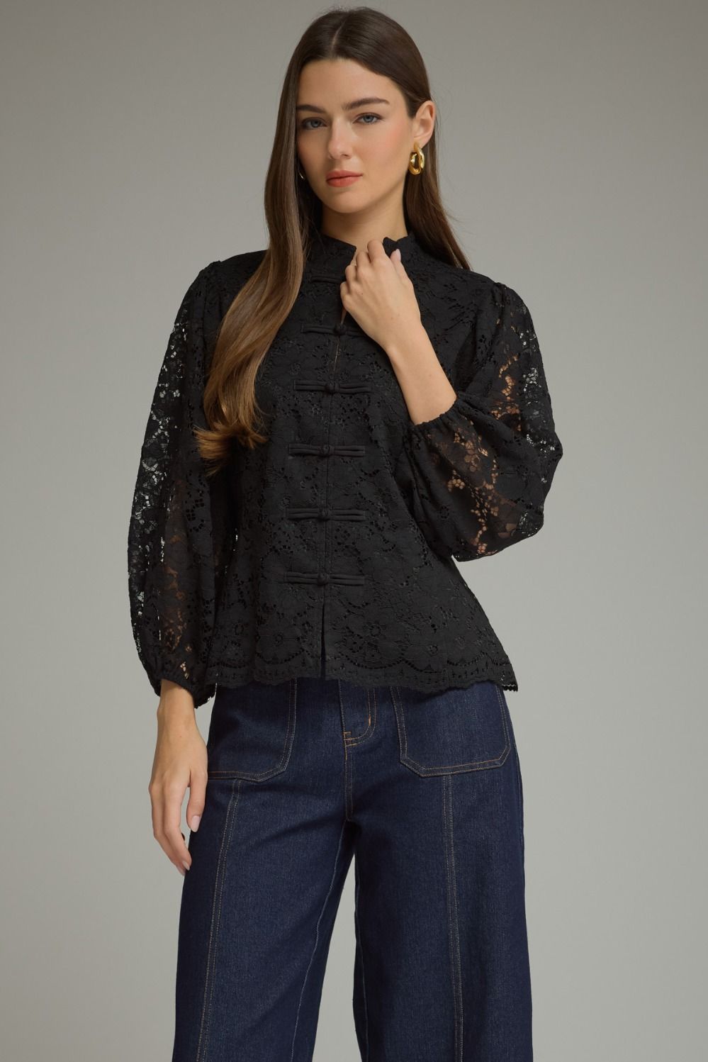 ENTRO Solid Lace 3/4 Balloon Sleeve Top In Black *COMING SOON*