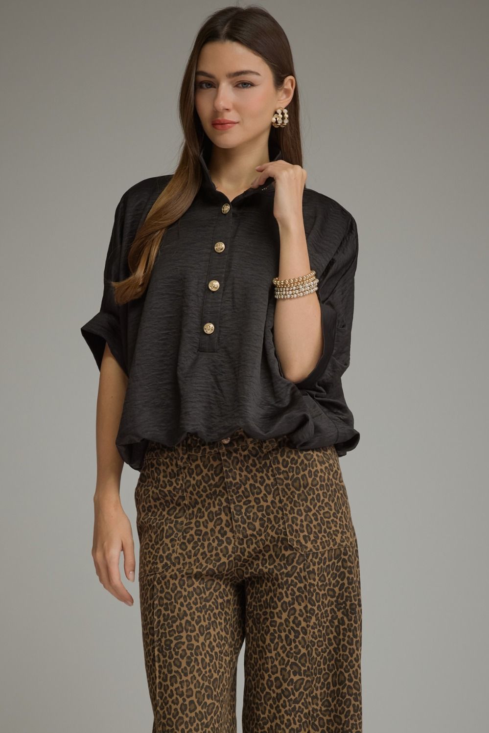 ENTRO Solid Short Sleeve Top With Stand Collar In Black *COMING SOON*