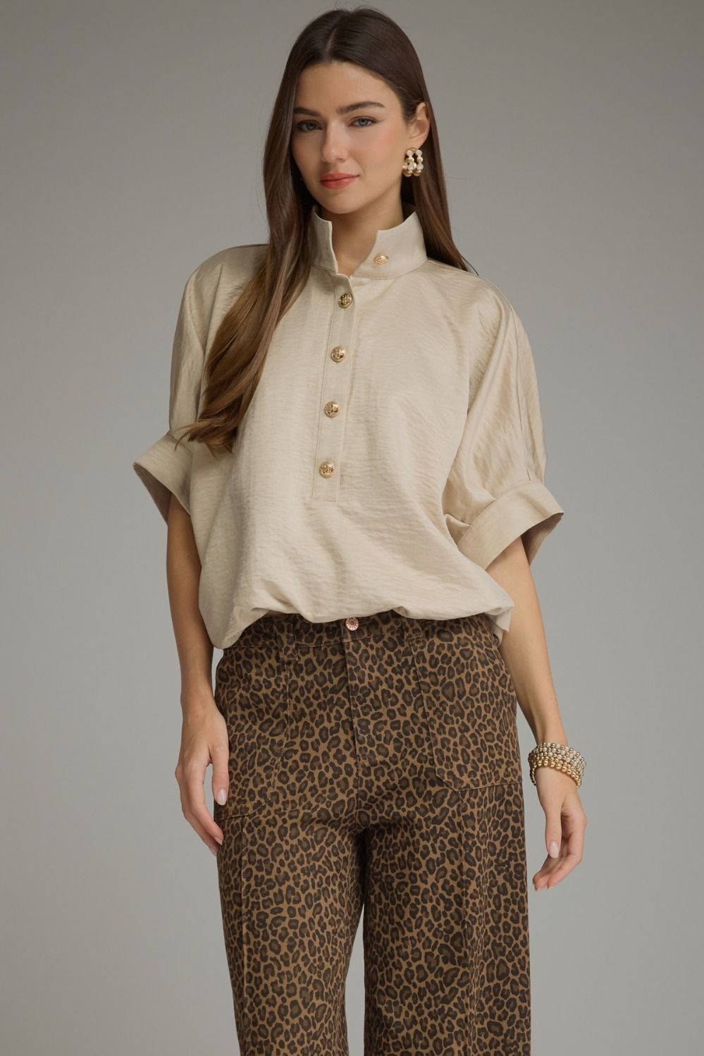 ENTRO Solid Short Sleeve Top With Stand Collar In Taupe *COMING SOON*