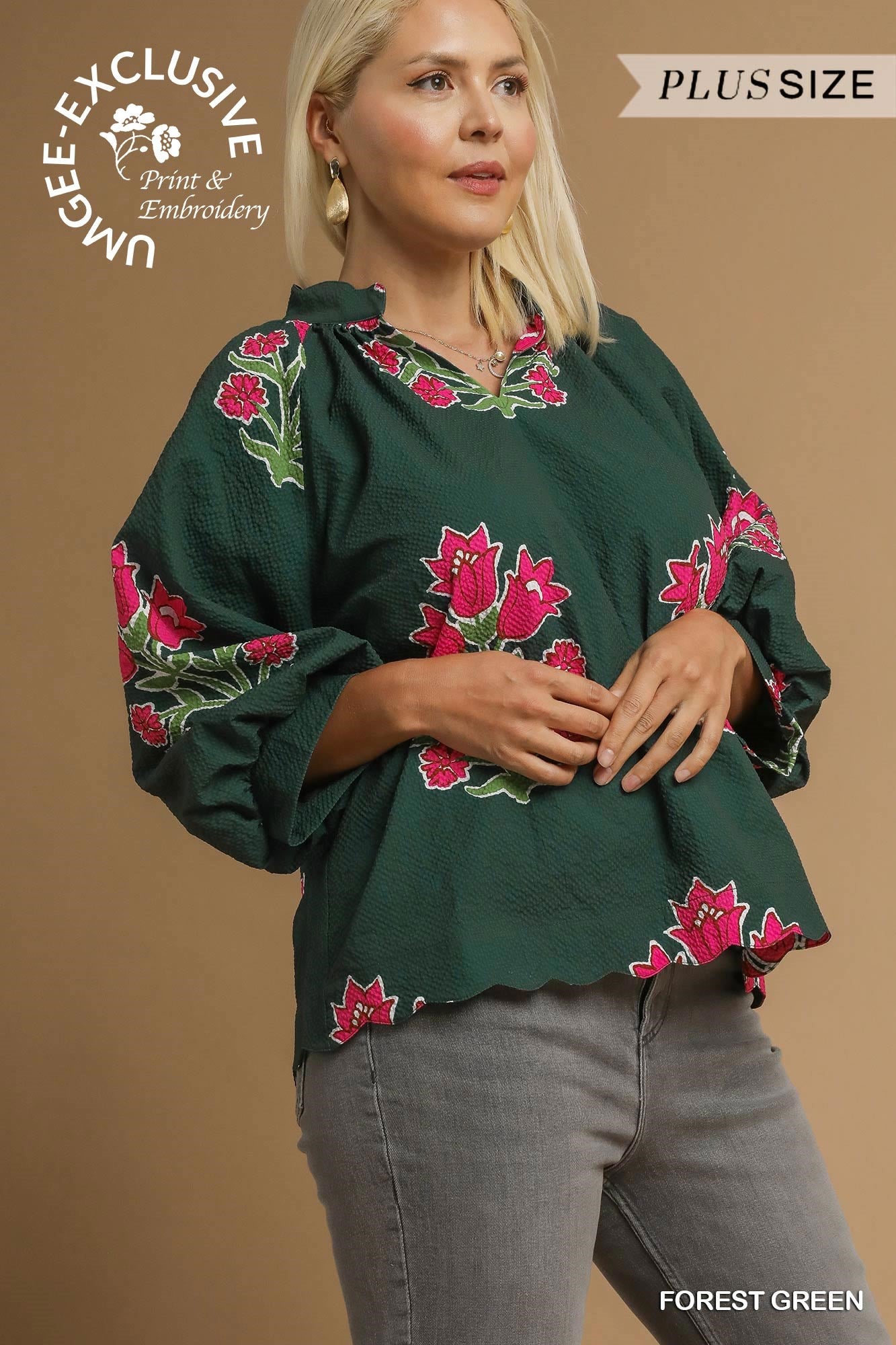 Umgee Bubble Sleeve Tulip Print Top PLUS Sizes In Forest Green *COMING SOON*
