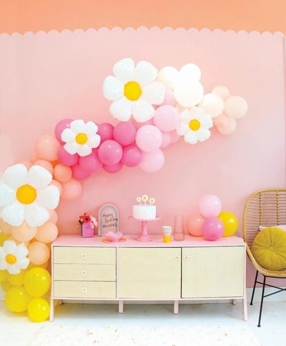 Kailo Chic- Daisy Balloon Arch